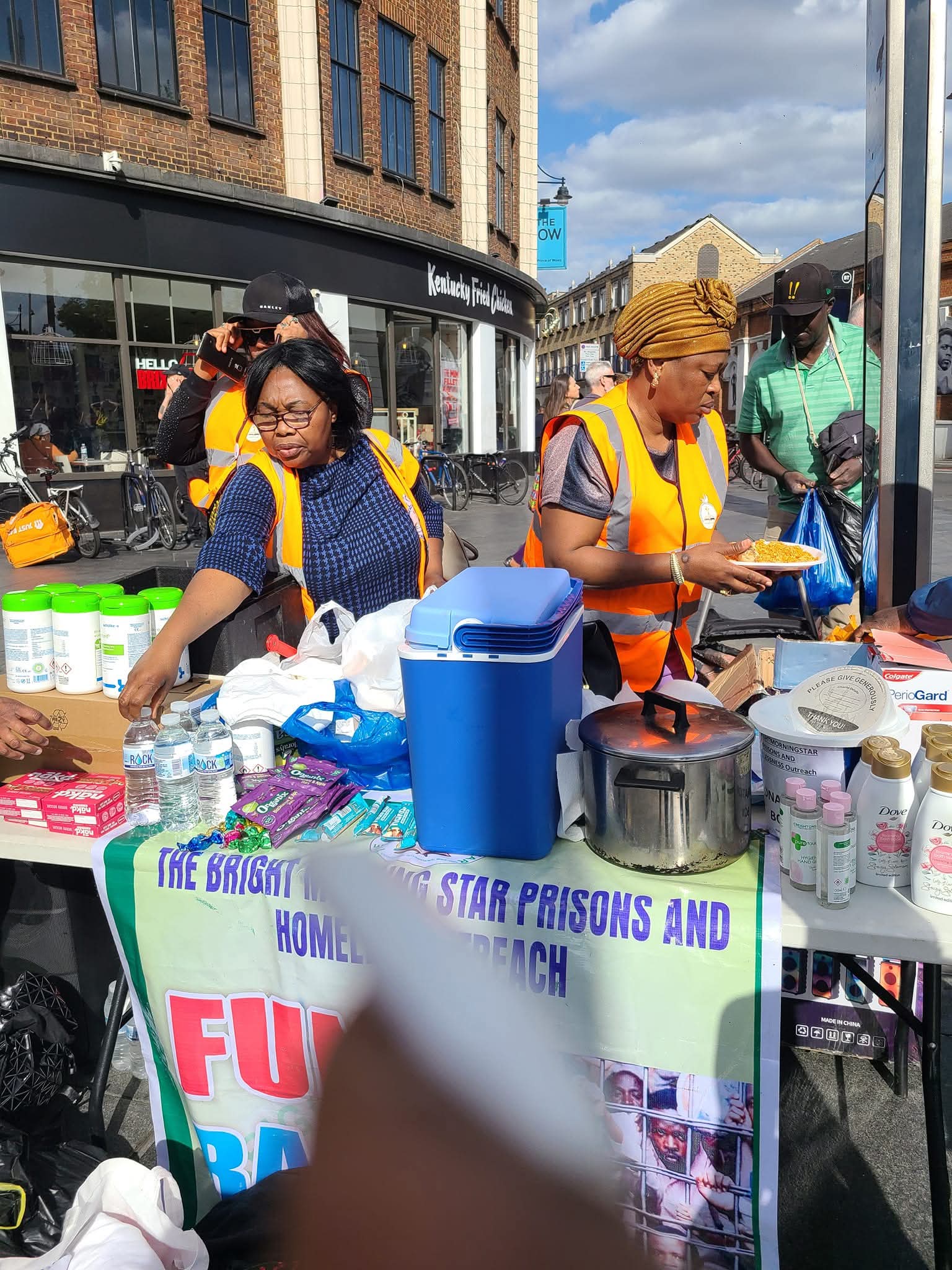 Team distributing aid to homeless individuals